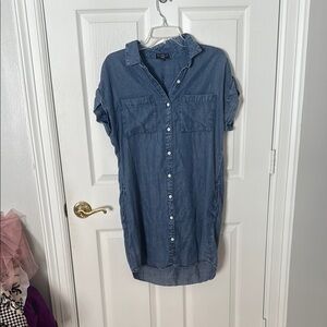 Velvet heart, super soft Chambray Shirt Dress size medium with pockets